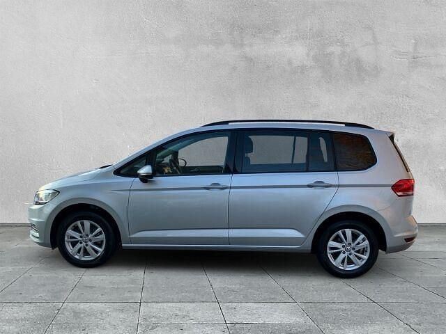 Gebraucht VW Touran Comfortline 116 PS (85 kW) 2019 Silber Van / Kleinbus