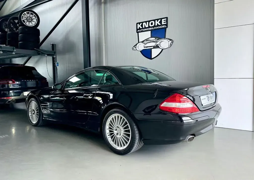 Gebraucht Mercedes SL500 306 PS (225 kW) 2002 Obsidian Cabrio