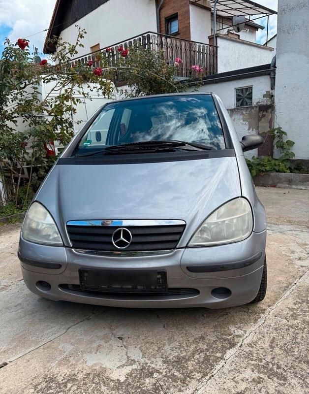 Gebraucht Mercedes A160 102 PS (75 kW) 1999 Silber Kleinwagen