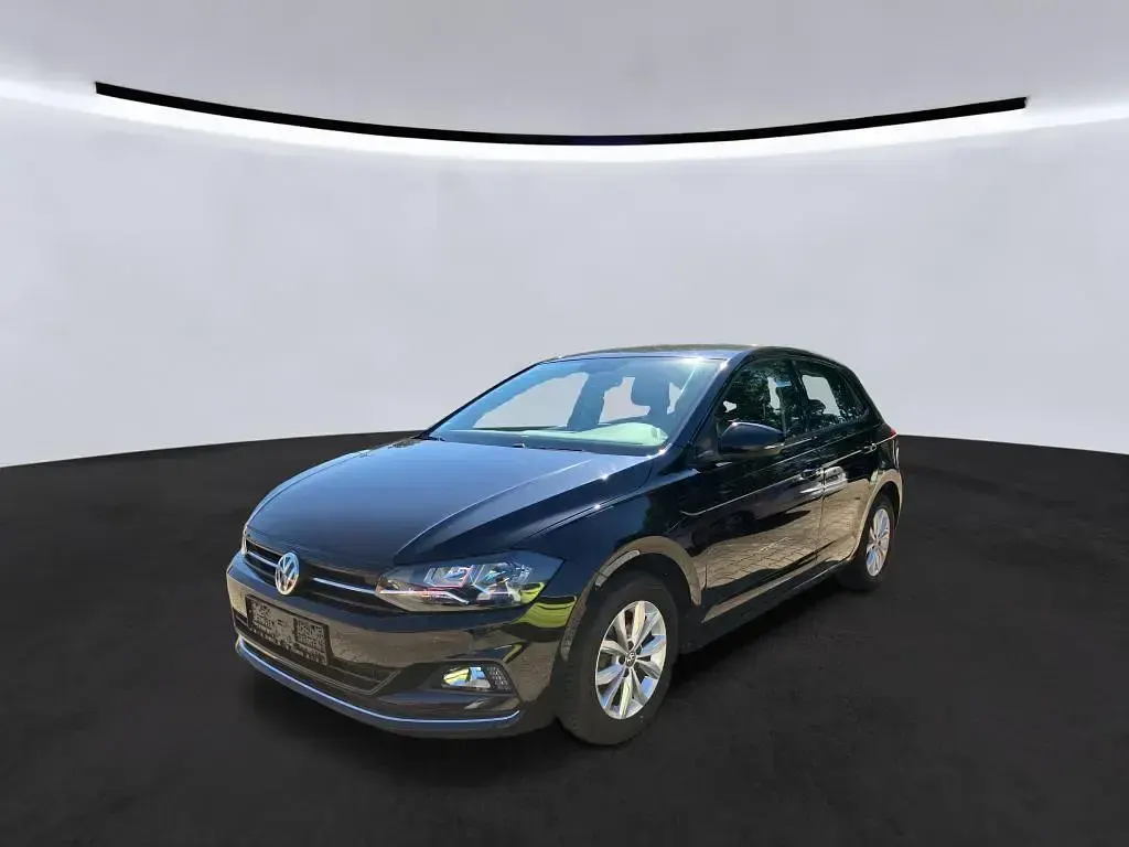 Gebraucht VW Polo Highline 95 PS (69 kW) 2018 Deep black perleffekt Kleinwagen