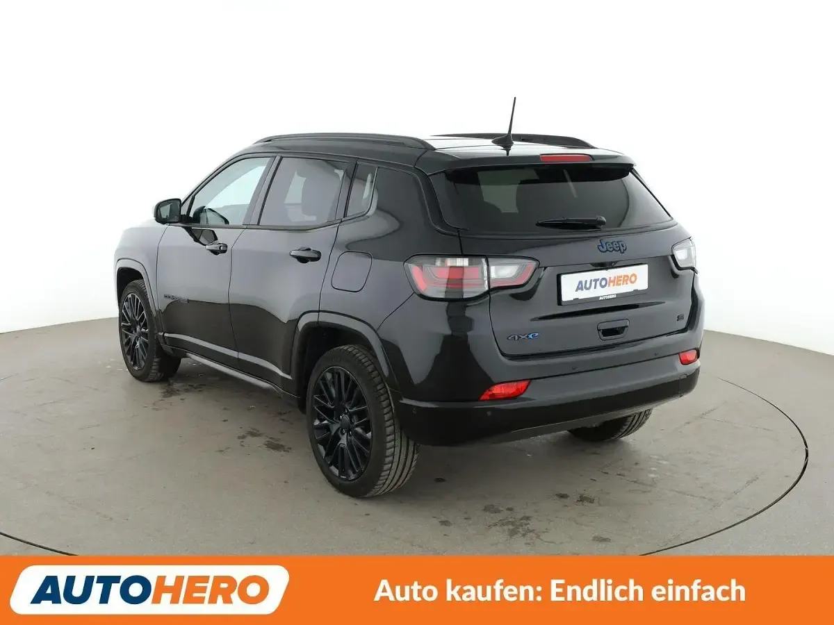Gebraucht Jeep Compass 241 PS (177 kW) 2022 Schwarz SUV