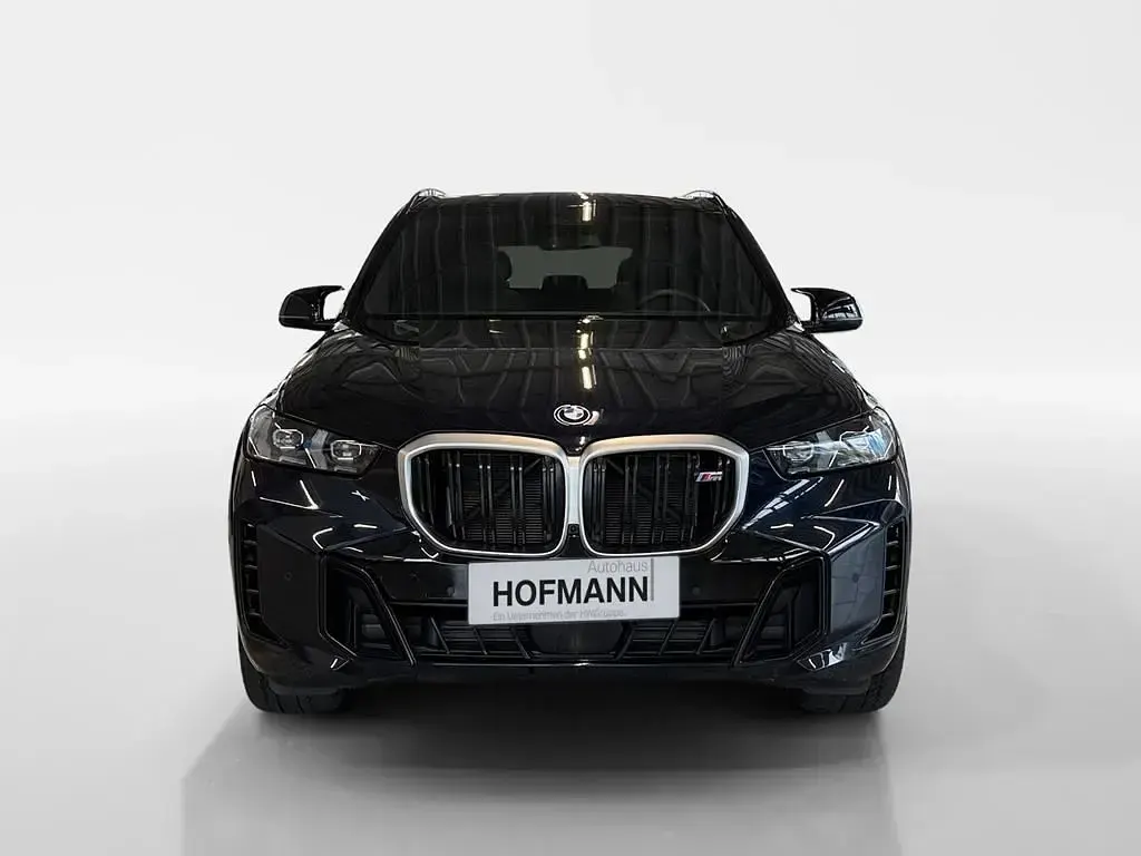 Gebraucht BMW X5 M Sport 530 PS (389 kW) 2024 Carbonschwarz metallic SUV