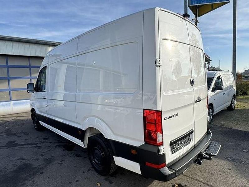 Gebraucht VW Crafter 140 PS (102 kW) 2021 Candyweiß Van