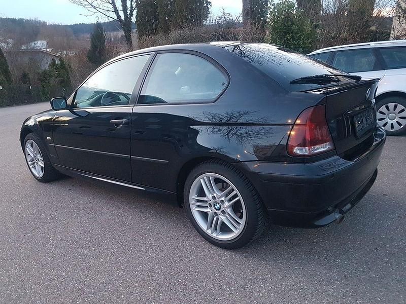 Gebraucht BMW 316 Compact 116 PS (85 kW) 2003 Schwarz Kleinwagen