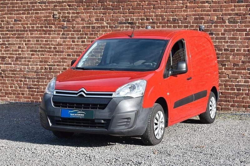 Gebraucht Citroën Berlingo 75 PS (55 kW) 2016 Rot Van / Kleinbus