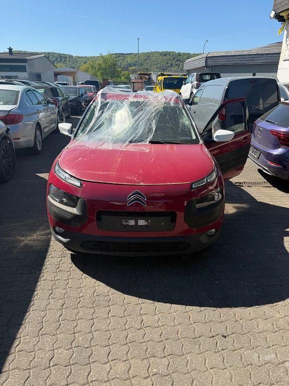 Gebraucht Citroën C4 Cactus Shine Edition 110 PS (80 kW) 2016 Rot Kleinwagen