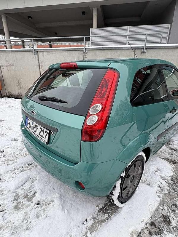 Gebraucht Ford Fiesta Ambiente 60 PS (44 kW) 2007 Limousine