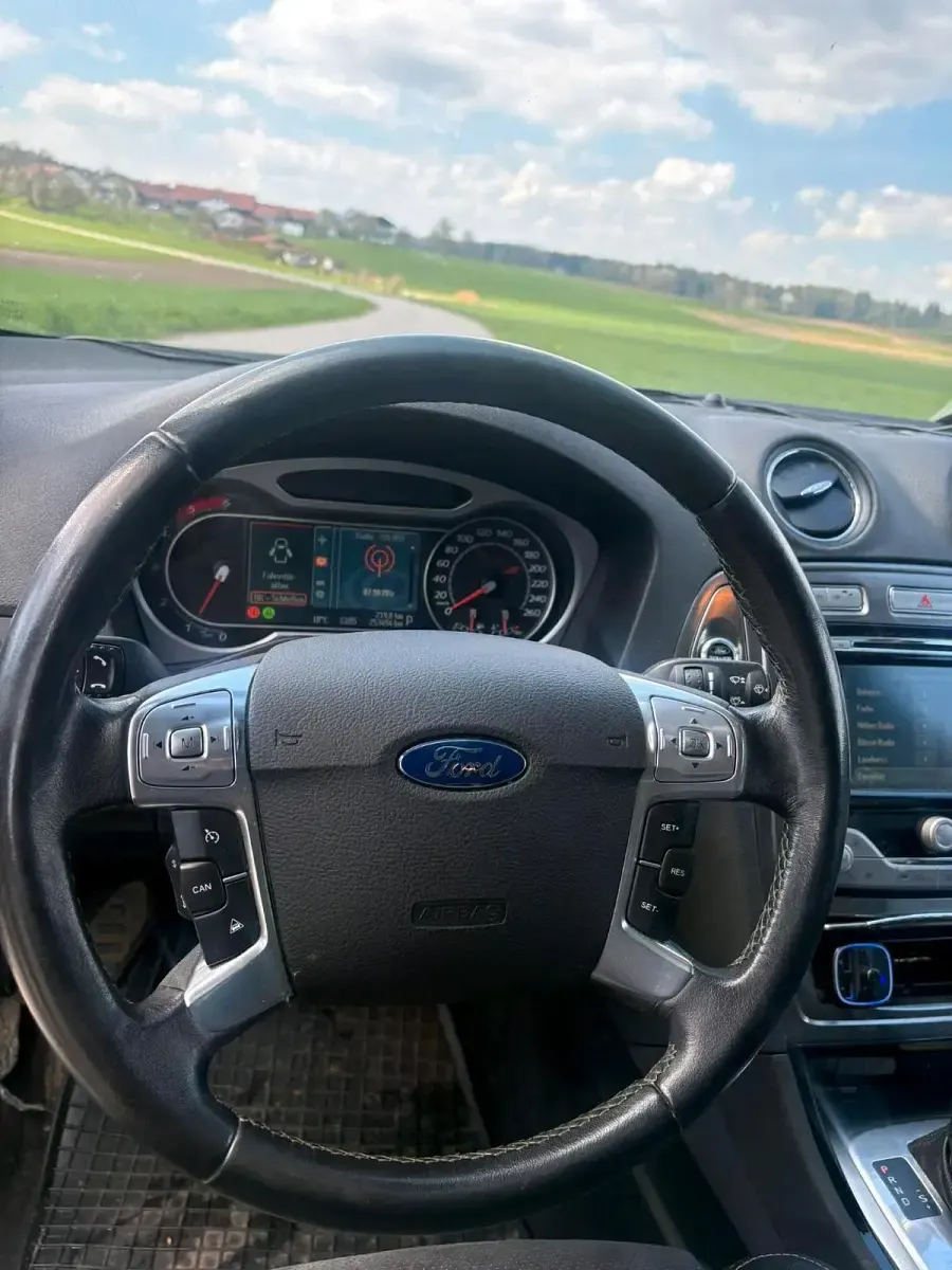 Gebraucht Ford Mondeo 140 PS (102 kW) 2007 Grau Kombi