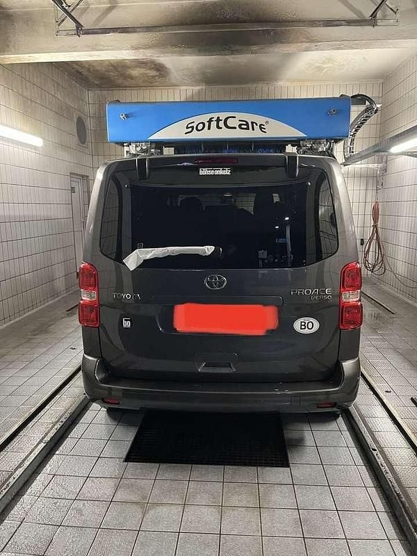 Gebraucht Toyota Proace Team 144 PS (105 kW) 2022 Grau Van / Kleinbus