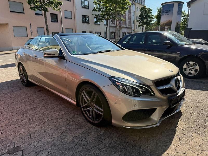 Gebraucht Mercedes E350 AMG 252 PS (185 kW) 2013 Beige Cabrio