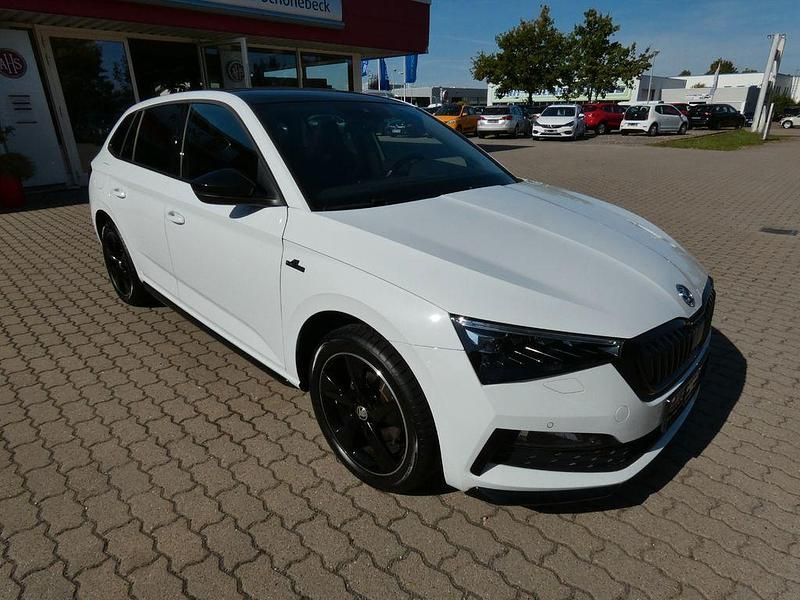 Weiß Gebraucht 2022 Skoda Scala Monte Carlo Kleinwagen | 19.786 € (Fairer Preis) - Bild 1/4