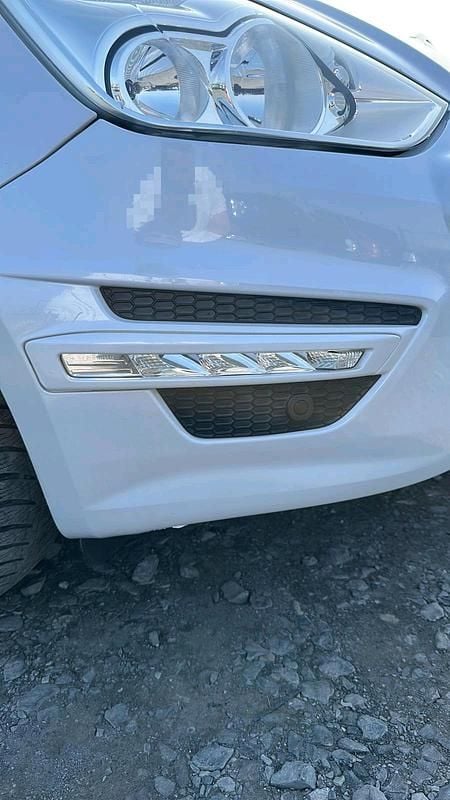 Gebraucht Ford S-MAX S 160 PS (117 kW) 2013 Weiß Van / Kleinbus