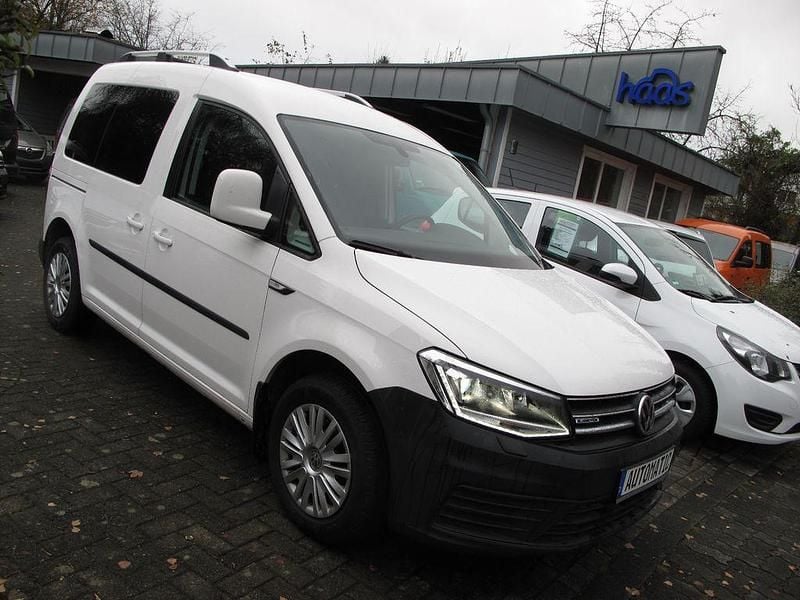 Second-hand VW Caddy 110 CP (80 kW) 2018 Alb Monovolum