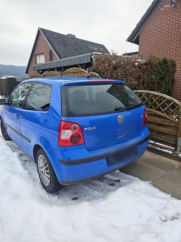 Gebraucht VW Polo Basis 64 PS (47 kW) 2001 Blau Limousine