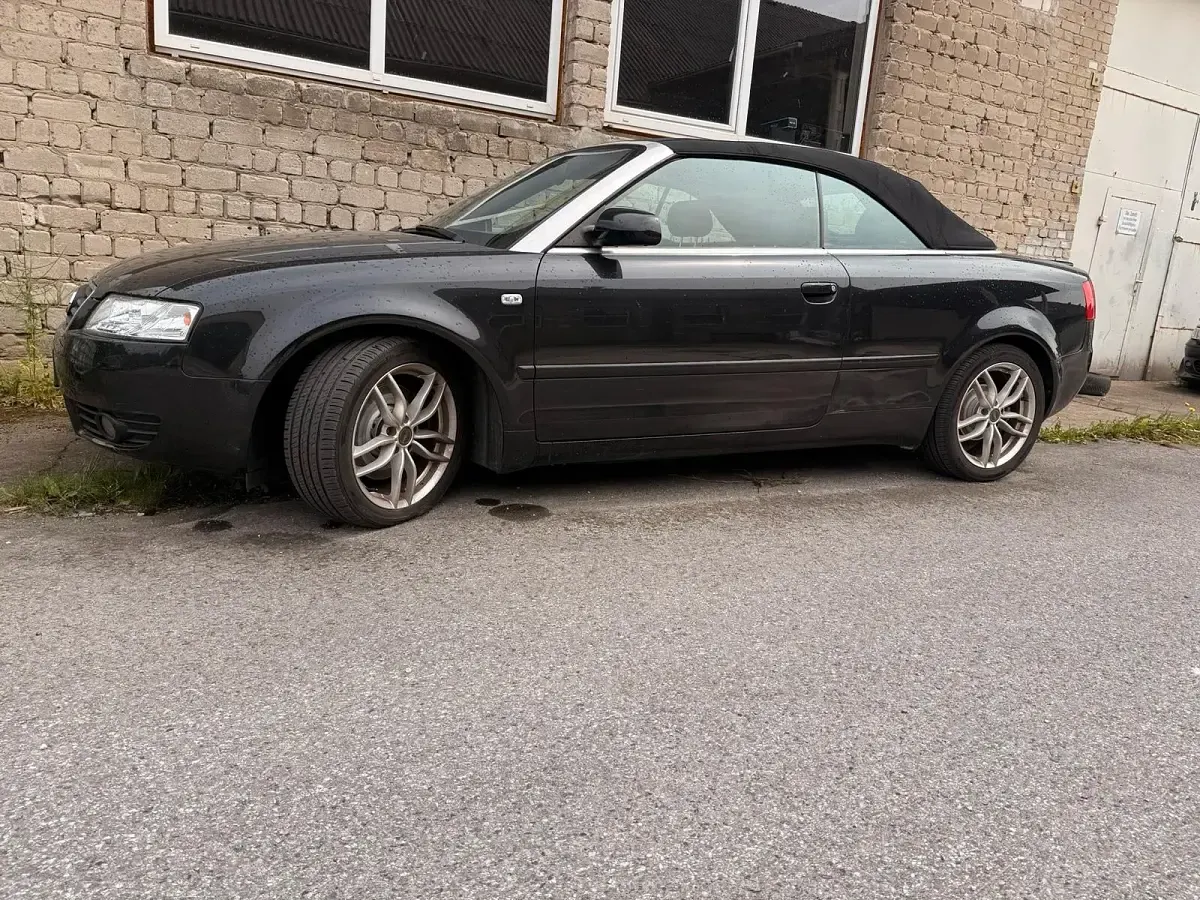Gebraucht Audi A4 Cabriolet 170 PS (125 kW) 2002 Schwarz Cabrio