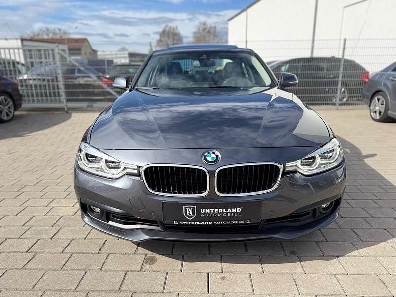 Gebraucht BMW 330 Performance 258 PS (189 kW) 2015 Grau Limousine