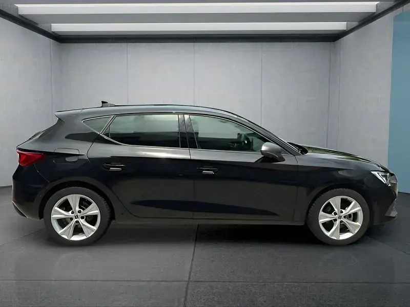 Gebraucht Seat Leon 150 PS (110 kW) 2025 Schwarz Kleinwagen