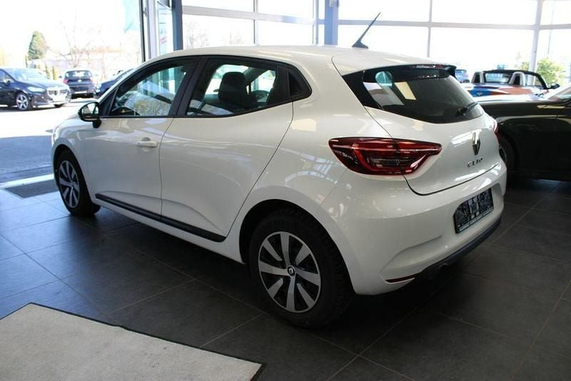 Gebraucht Renault Clio V Equilibre 65 PS (47 kW) 2023 Weiß Limousine