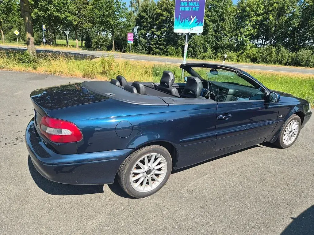 Gebraucht Volvo C70 Comfort 239 PS (175 kW) 1999 Blau Cabrio