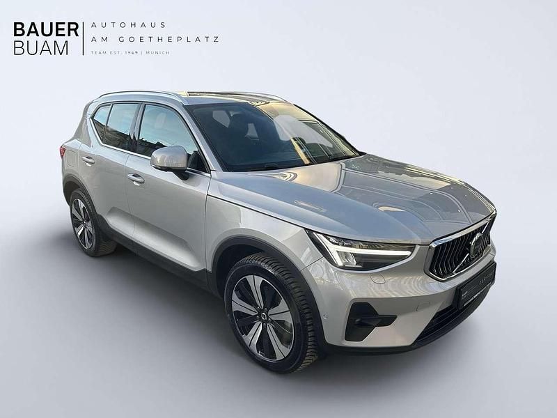 Gebraucht Volvo XC40 Ultimate 211 PS (155 kW) 2022 Silver dawn / metallic SUV