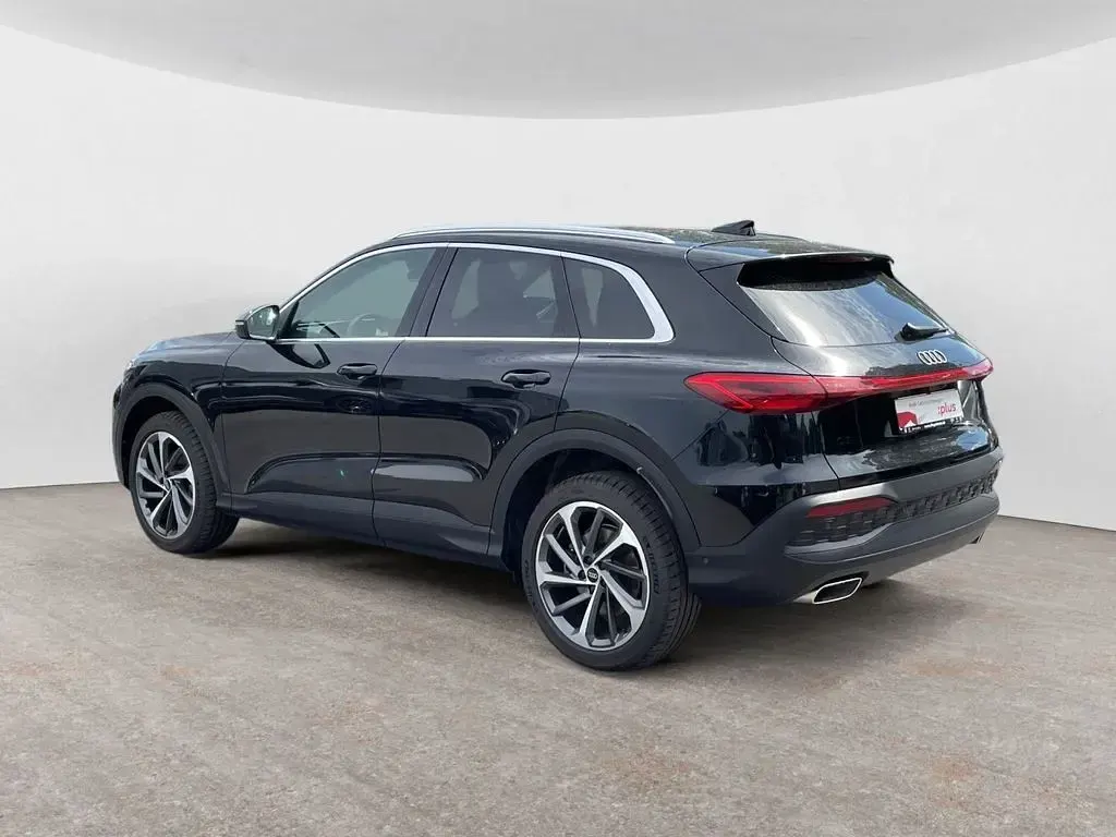 Gebraucht Audi Q5 Sport 204 PS (150 kW) 2025 Schwarz SUV