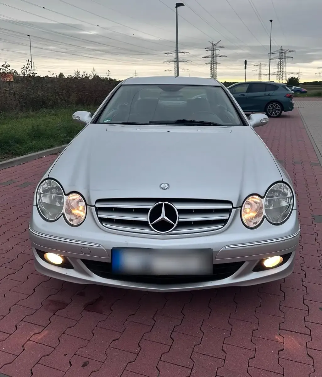 Gebraucht Mercedes CLK200 163 PS (119 kW) 2006 Silber Coupé