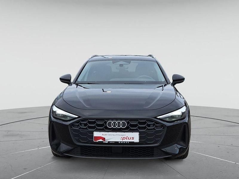 Gebraucht Audi A5 Sport 204 PS (150 kW) 2025 Mythosschwarz metallic Kombi
