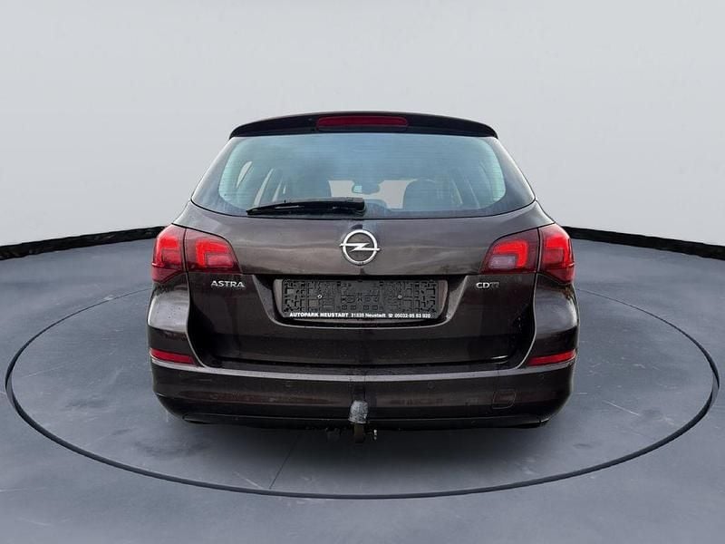 Gebraucht Opel Astra Innovation 125 PS (91 kW) 2012 Braun Kombi