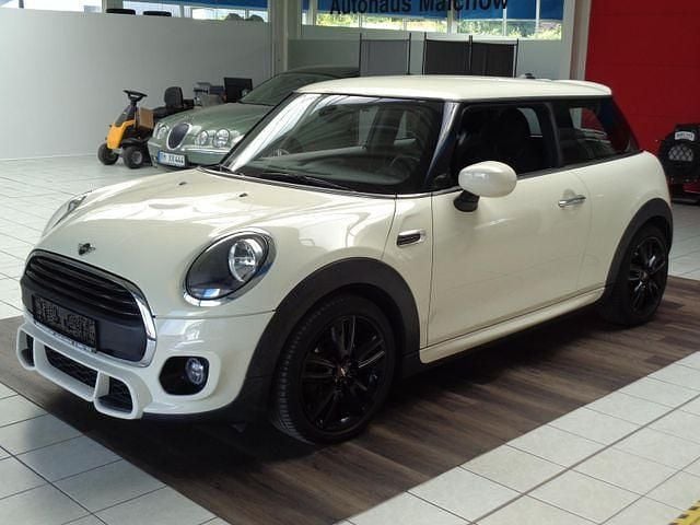 Gebraucht Mini Cooper 102 PS (75 kW) 2020 Weiß Kleinwagen