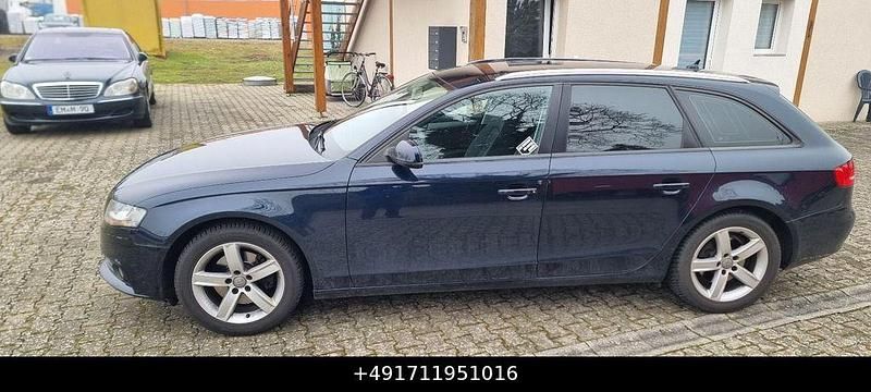 Gebraucht Audi A4 Attraction 143 PS (105 kW) 2009 Blau Kombi