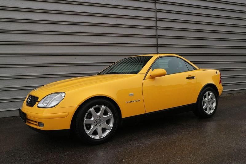 Gelb Gebraucht 2000 Mercedes SLK230 Cabrio | 18.990 € - Bild 1/4