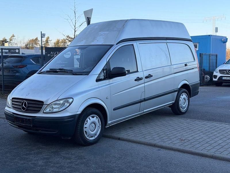 Gebraucht Mercedes Vito 150 PS (110 kW) 2009 Silber Van