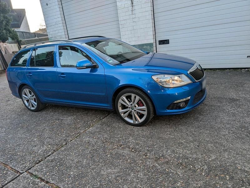 Gebraucht Skoda Octavia vRS 170 PS (125 kW) 2012 Blau Kombi