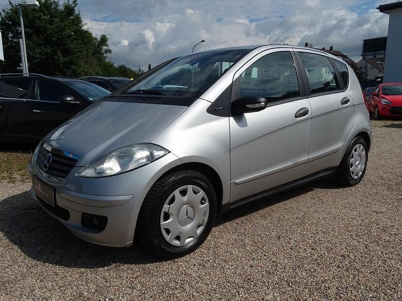 Silber Gebraucht 2005 Mercedes A150 Limousine | 4.200 € (Fairer Preis) - Bild 1/4