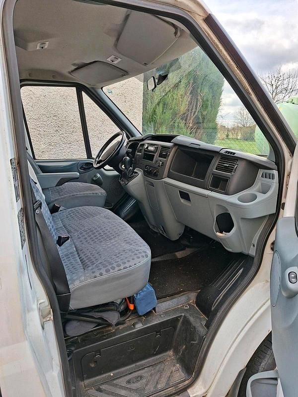 Gebraucht Ford Transit 101 PS (74 kW) 2006 Weiß Van / Kleinbus