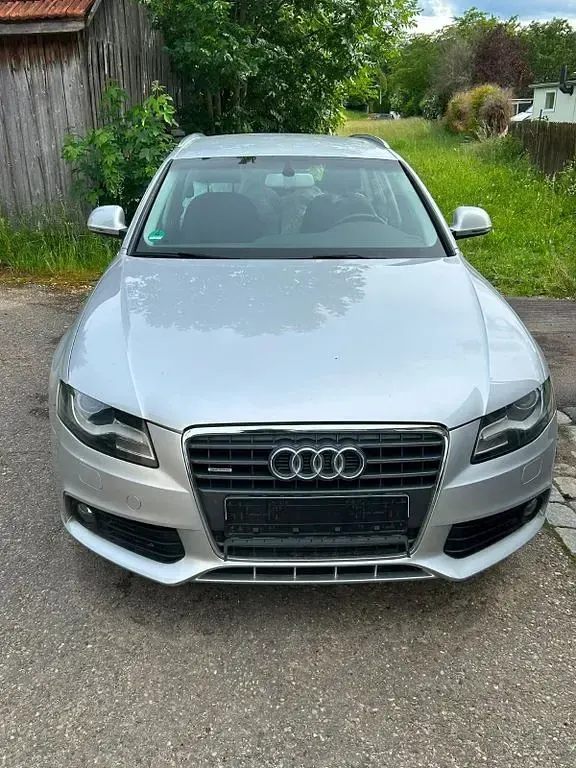 Gebraucht Audi A4 160 PS (117 kW) 2008 Silber Limousine
