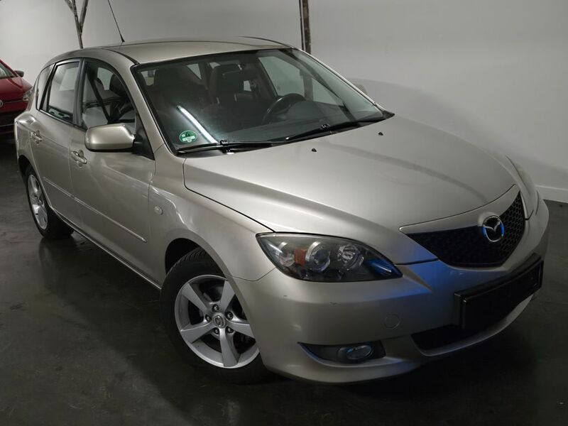Silber Gebraucht 2006 Mazda 3 Active Limousine | 3.690 € (Fairer Preis) - Bild 1/4