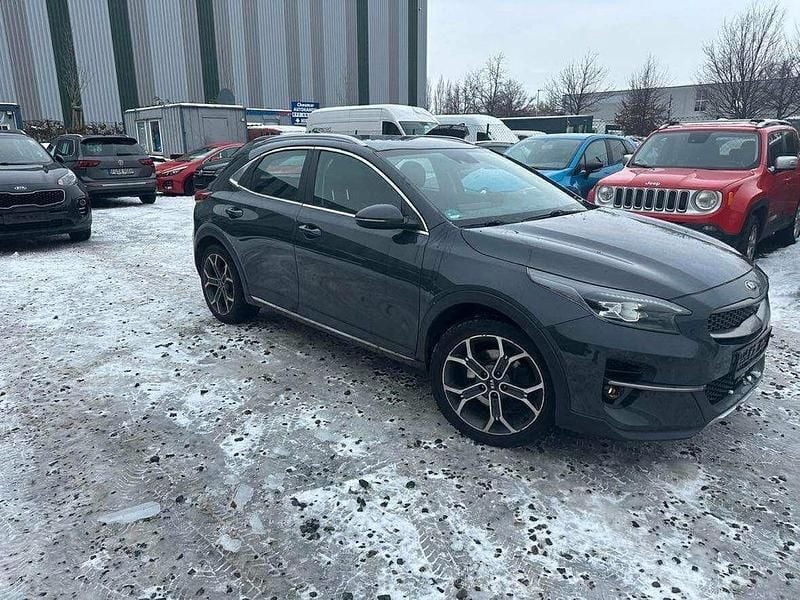 Blau Gebraucht 2019 Kia XCeed Spirit SUV | 13.999 € (Superpreis) - Bild 1/4