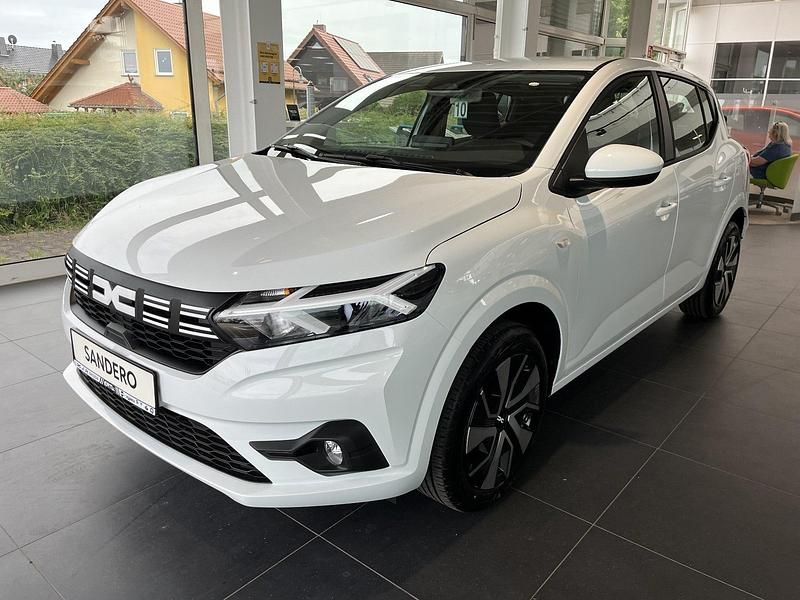 Neu 2025 Dacia Sandero Expression Kleinwagen | 16.380 € (Guter Preis) - Bild 1/4