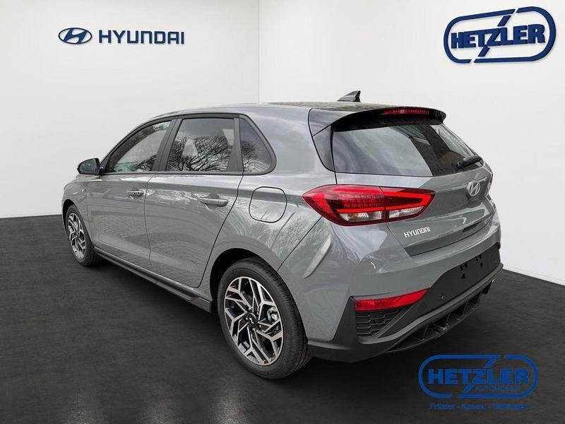 Neu Hyundai i30 N Line 150 PS (110 kW) 2025 Ecotronic grey / mic Limousine