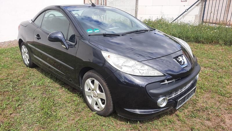 Schwarz Gebraucht 2007 Peugeot 207 CC Cabrio | 1.500 € (Superpreis) - Bild 1/4