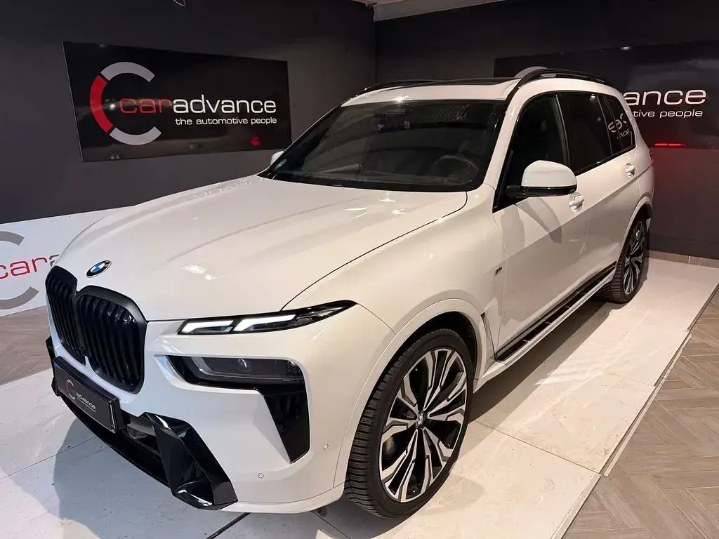 Gebraucht BMW X7 M Sport 352 PS (258 kW) 2025 Alpinweiss iii SUV