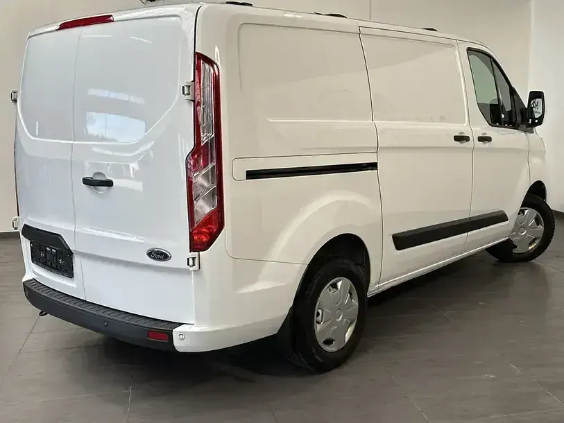 Gebraucht Ford Transit Custom 105 PS (77 kW) 2022 Frostweiã Van / Kleinbus