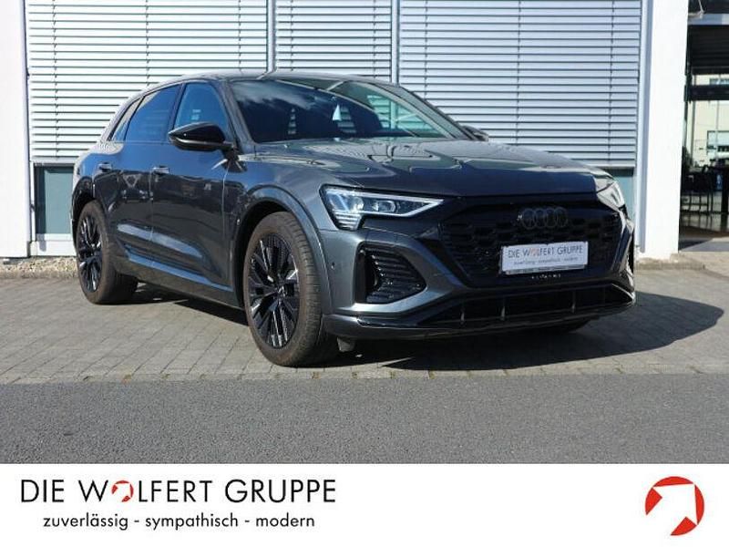 Grau Gebraucht 2023 Audi e-tron Ambiente SUV | 48.880 € (Fairer Preis) - Bild 1/3