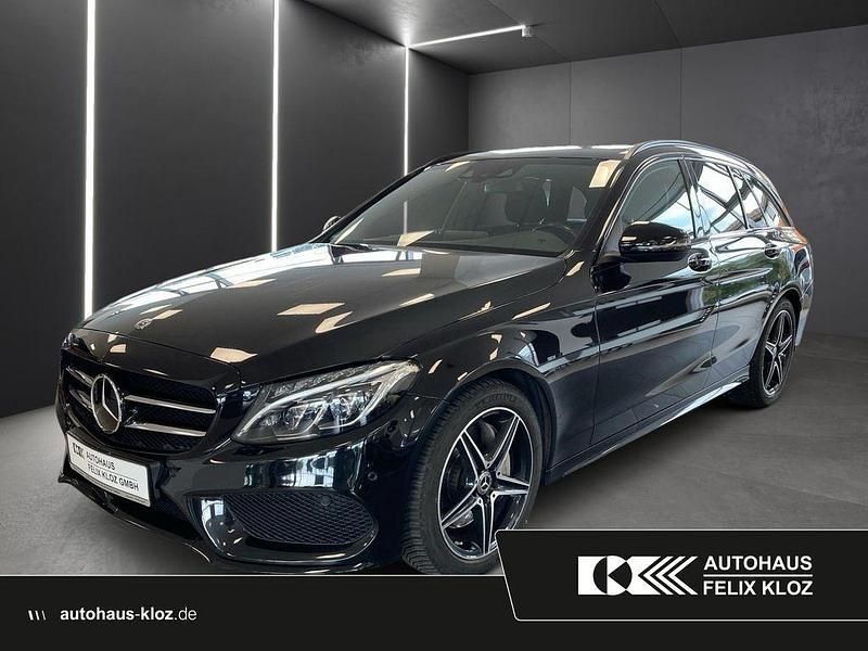 Schwarz Gebraucht 2018 Mercedes C300 AMG Limousine | 27.900 € (Fairer Preis) - Bild 1/4