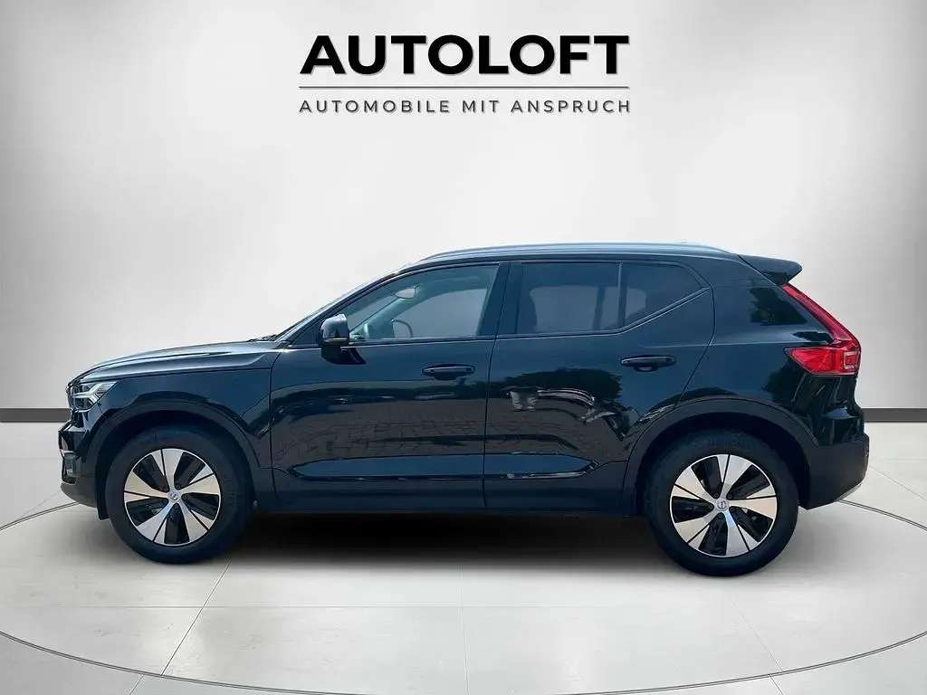 Gebraucht Volvo XC40 Momentum 163 PS (119 kW) 2020 Schwarz SUV