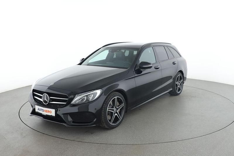 Schwarz Gebraucht 2018 Mercedes C300 AMG line Kombi | 24.880 € (Fairer Preis) - Bild 1/3