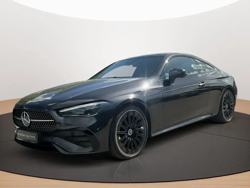 Gebraucht Mercedes CLE220 AMG 197 PS (144 kW) 2025 Grau Coupé