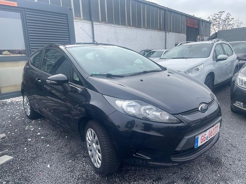 Gebraucht Ford Fiesta Trend 60 PS (44 kW) 2011 Schwarz Kleinwagen