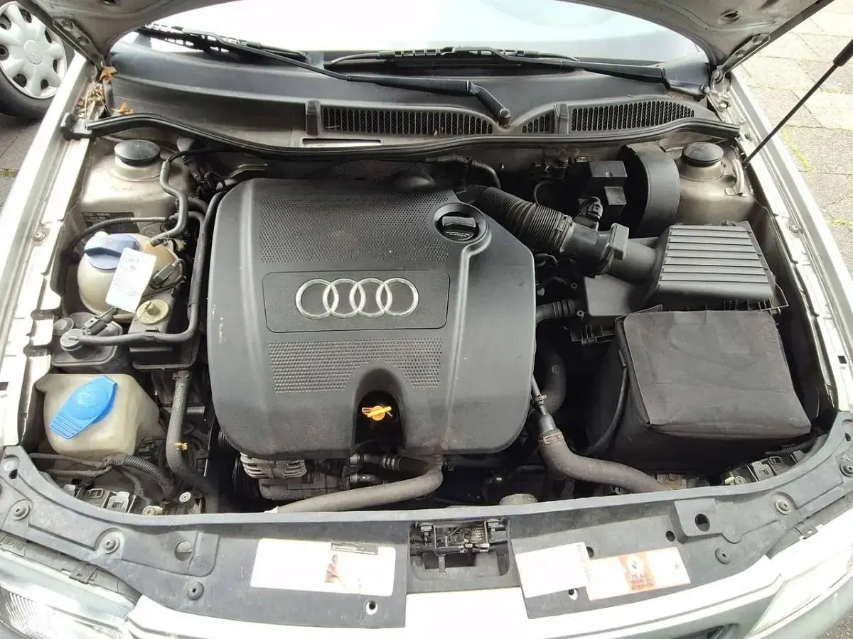 Gebraucht Audi A3 Attraction 101 PS (74 kW) 1999 Grau Kleinwagen